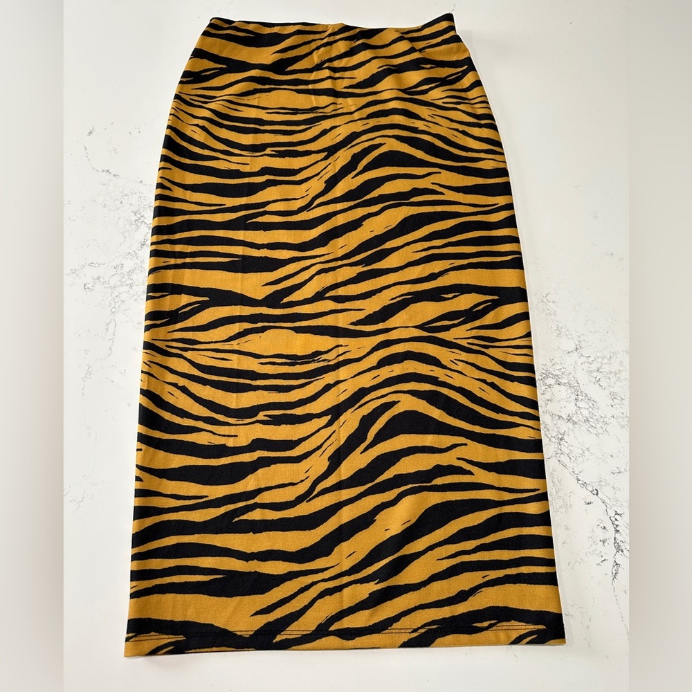 Zara midi skirt size S/26